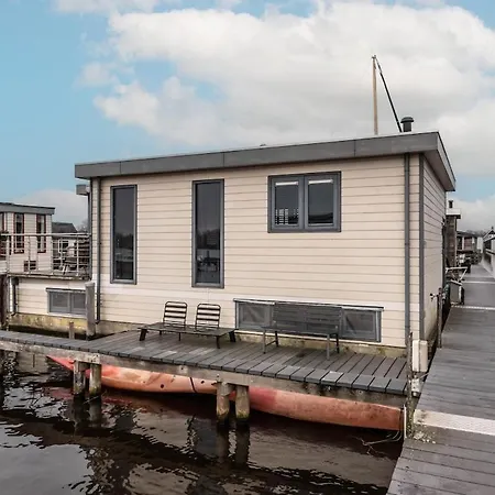 Semesterbostad Spacious 120m2 Water With Sauna Near Amsterdam