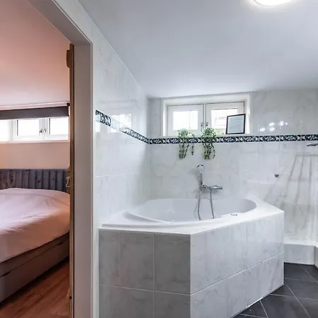 Semesterbostad Spacious 120m2 Water With Sauna Near Amsterdam Aalsmeer